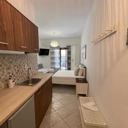 Alkyonari By Maria بيت ضيافة أمولياني