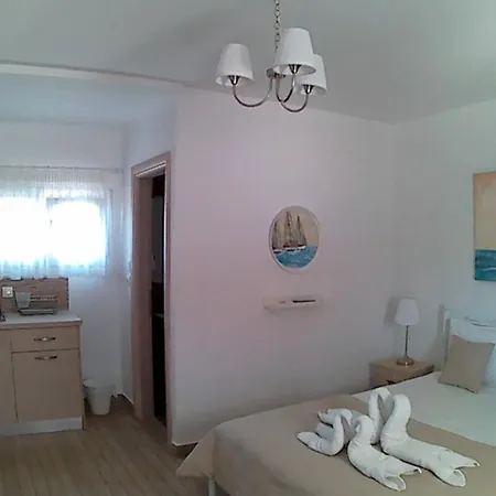 Alkyonari By Maria Konukevi Ammouliani